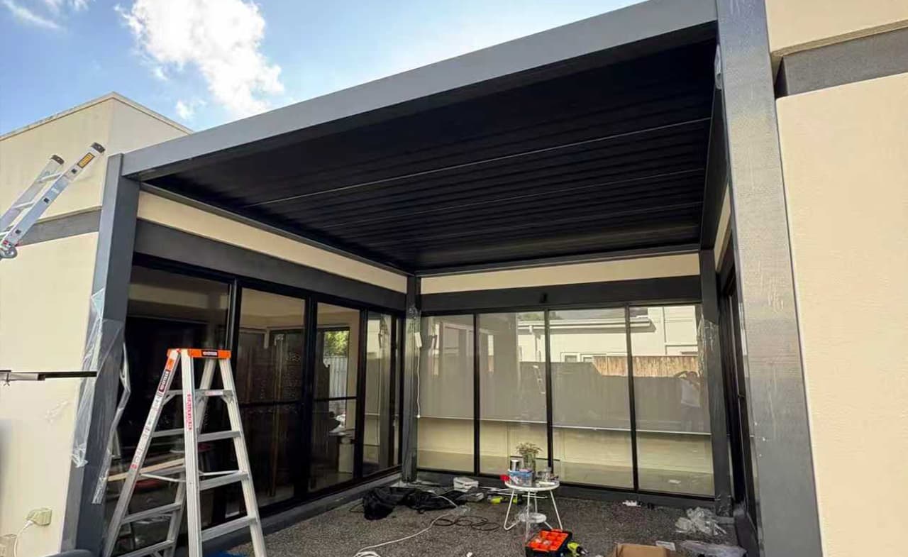 Restaurant Outdoor Dining Area project reference image