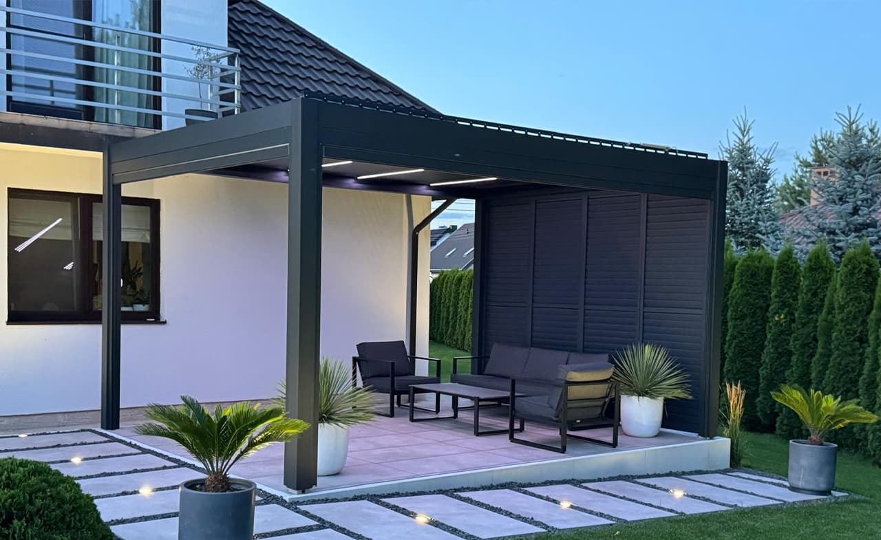 Villa Garden Outdoor Room Solution project reference image
