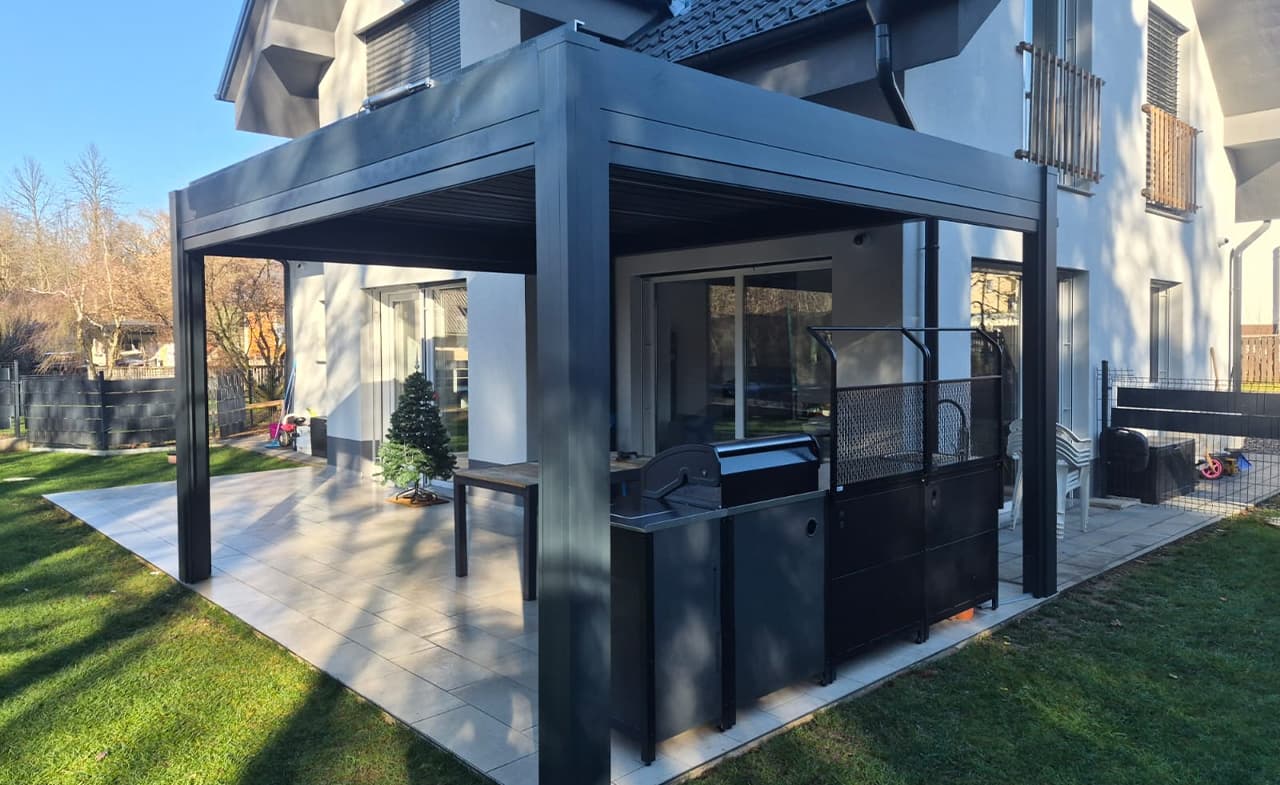 3*4m Black Aluminum Alloy Pergola project reference image